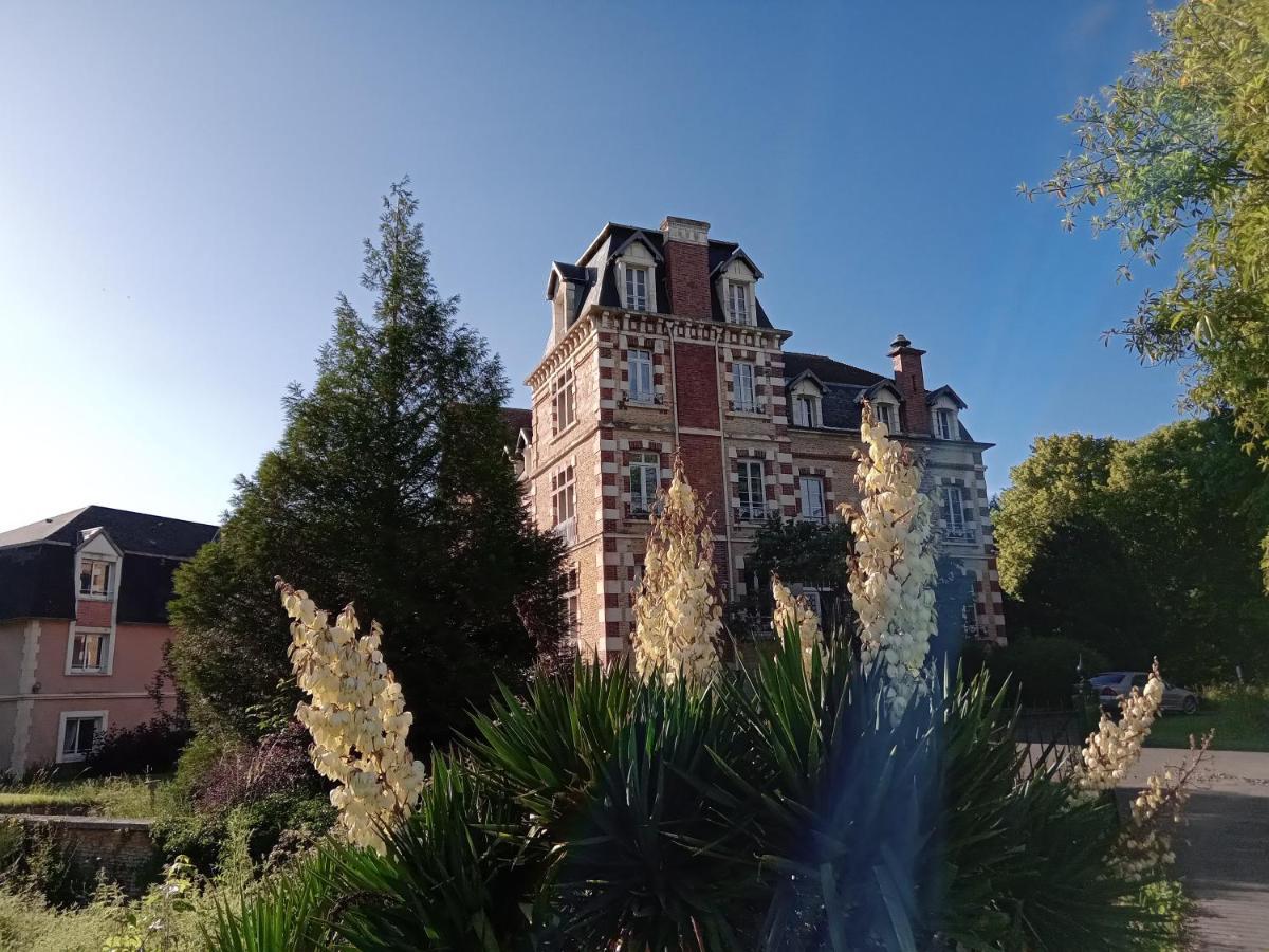Residence Services Chateau Saint Pierre Oursin Vimont Exteriör bild